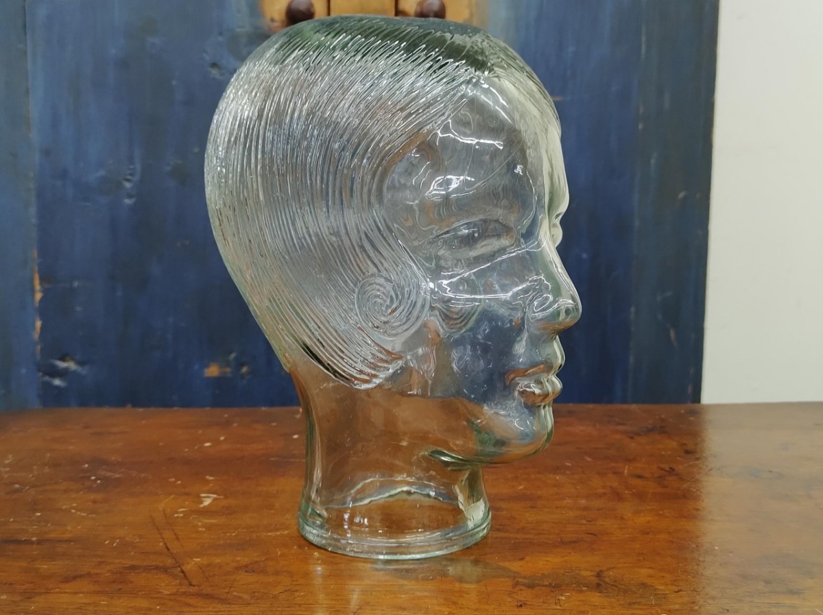 Retro glass mannequin head - Antiques, Vintage & Upholstery