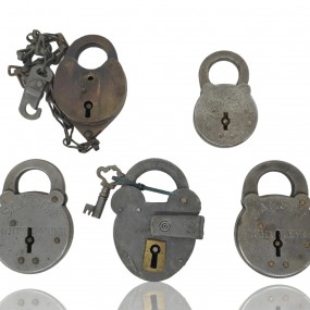 #55935 - 15$ à 45$ ch. Padlocks (only 2 availables)