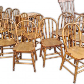 #55983 -  Lot of vintage Windsor chairs 