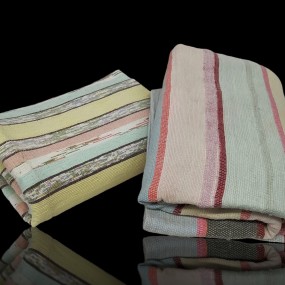 Blankets, catalognes