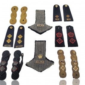 Military badges, militaria 