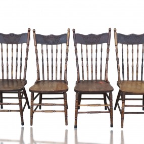 Set of 4 pressback chairs 