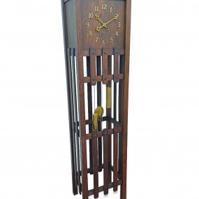 Oak antique Arthur Pequegnat clock