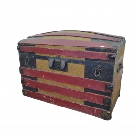 Antique dome top trunk