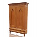 Armoire antique en pin, clous carrés, beaucoup de rangement  - 1