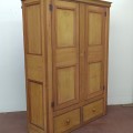 Armoire antique, rétrécie en hauteur dans le passé, base et corniche manquante  - 7