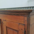 Armoire Québécoise antique en pin, clous forgés, très beau format, dos à caisson - 4