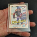 1981-82 OPC O-Pee-Chee #106 Wayne Gretzky hockey card  - 3