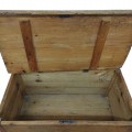 Antique blanket pine chest, square nails assembly  - 2