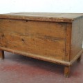 Antique blanket pine chest, square nails assembly  - 7