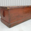 Antique sea chest, dove tails  - 4