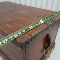 Antique sea chest, dove tails  - 7