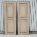 Paire de portes (par-dessus) d'armoire datant du régime Français, double caissons soulevés  - 7