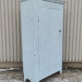 Petite armoire bonnetière naïve, clous carrés, belles couleurs en sous-couche - 10