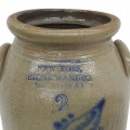 Merchant stoneware crock signed New York  - 2