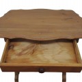 Petite table d'appoint avec tiroir  - 2