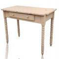 Petite table lave-main, portes-serviettes manquants - 1